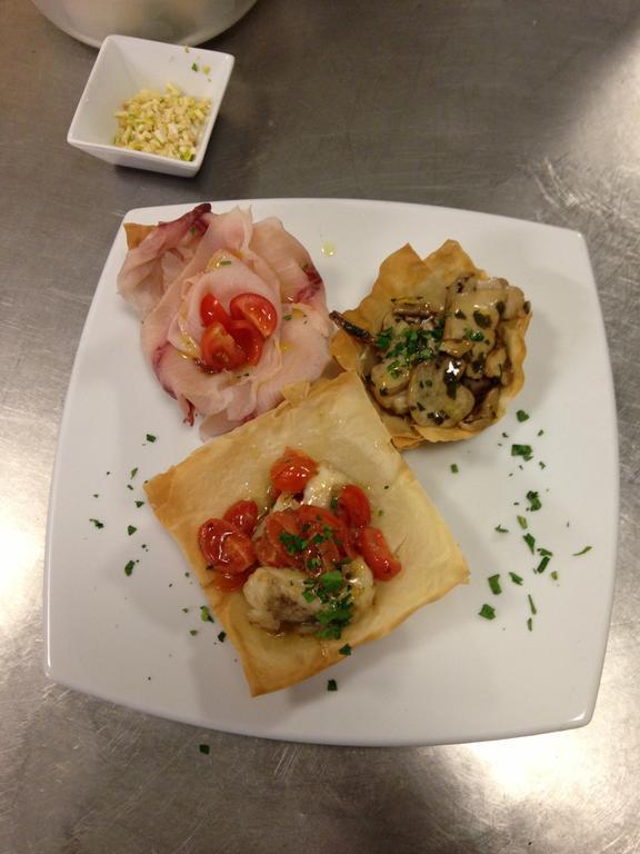 Albergo Ristorante Flora Vittorio Veneto Dış mekan fotoğraf